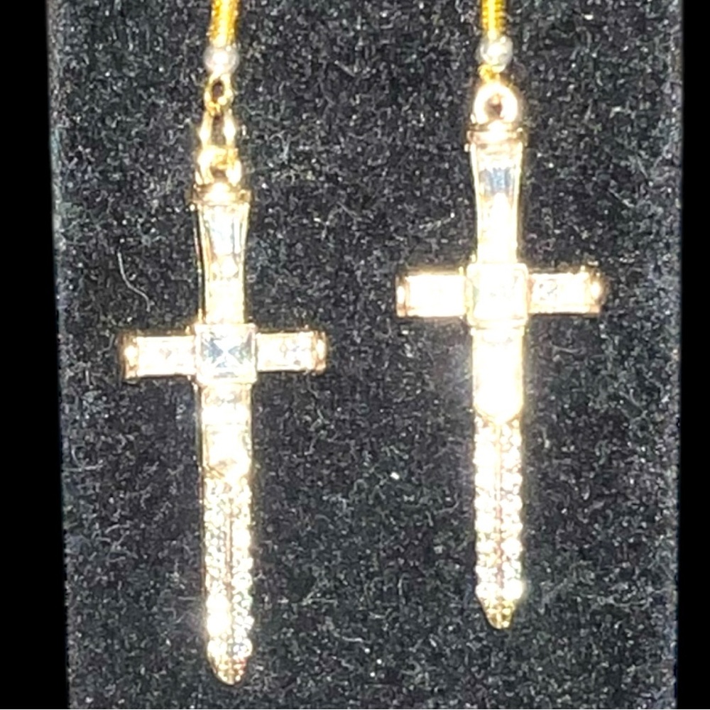 Elegant Gold Cross Earrings - Picture 4 of 4